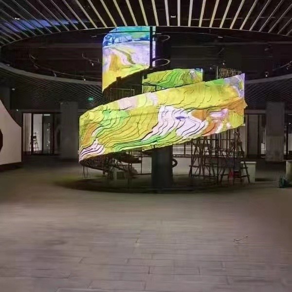 Pantalla circular delgada y flexible de LED P1.8 P2 P2.5 P3 a todo color